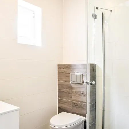 House * סרבינובו