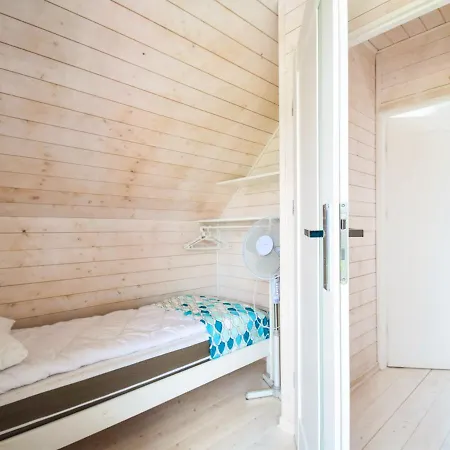 House בית נופש *